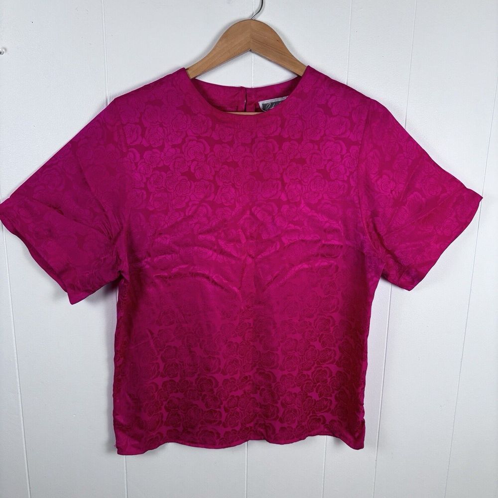 Women's Fuchsia Floral Jacquard Short-Sleeve Blouse